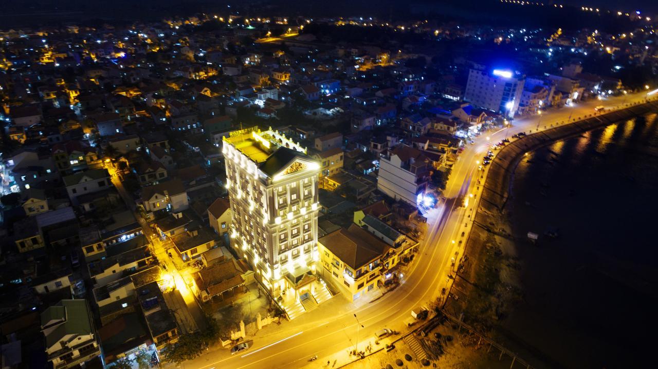 Riverside Hotel Quang Binh Донг Хой Екстериор снимка