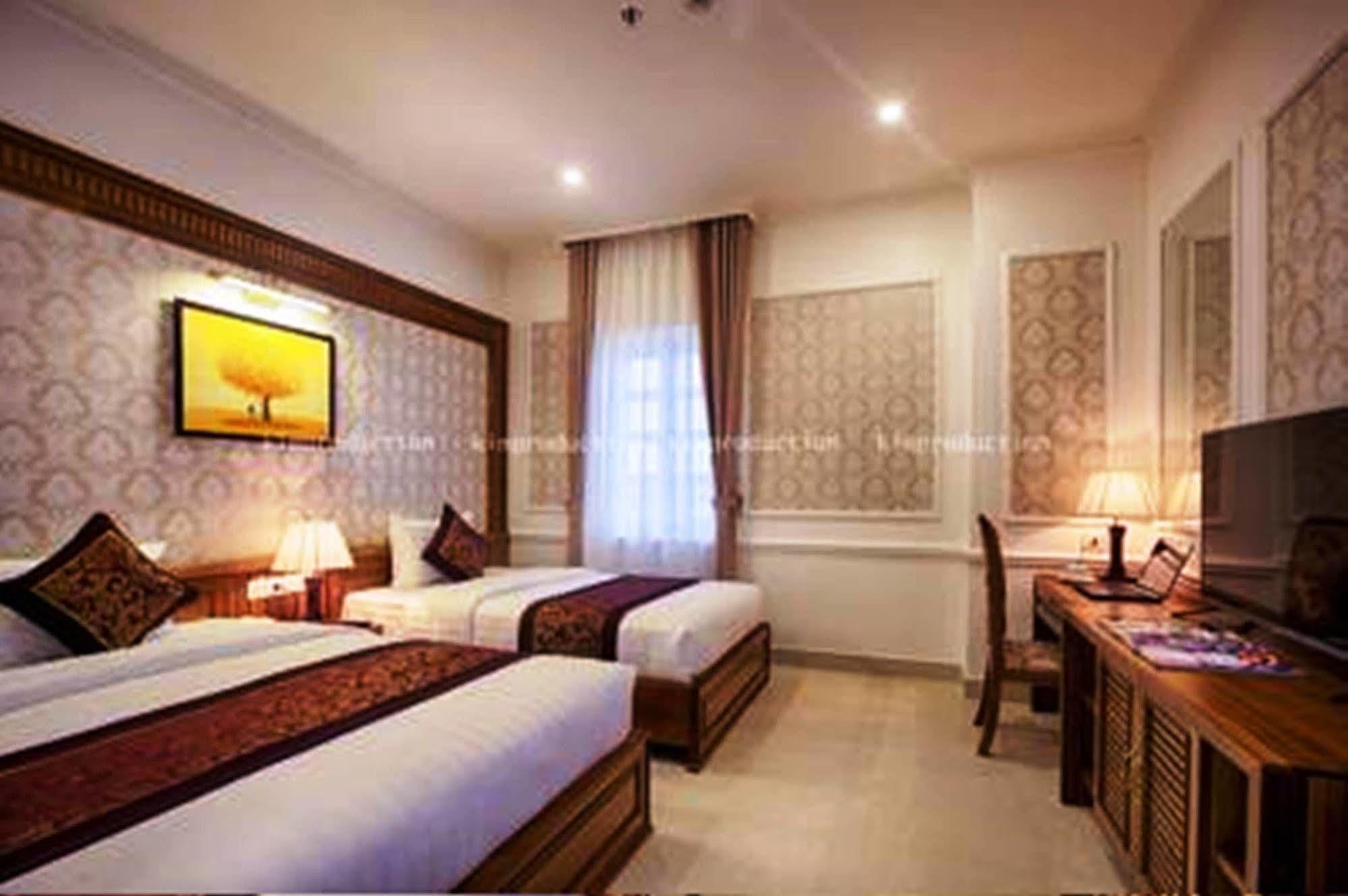 Riverside Hotel Quang Binh Донг Хой Екстериор снимка